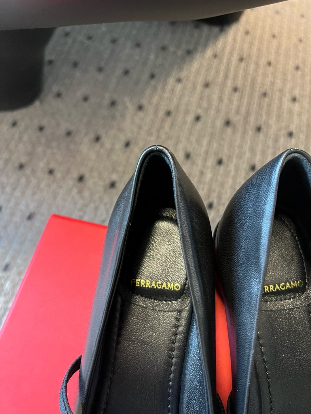 靴通販?フェラガモ ヒールパンプス ウィメンズ