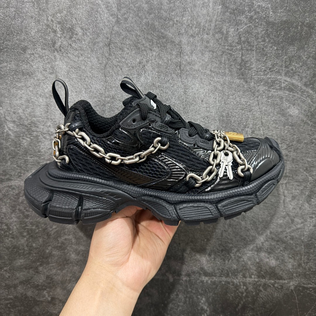 極美品 靴 バレンシアガ スニーカー/ダッドシューズ 男女兼着