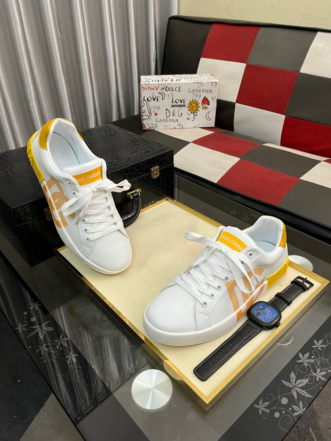 希少品 靴 ドルチェ&ガッバーナ スニーカー/レースアップ 男女兼着