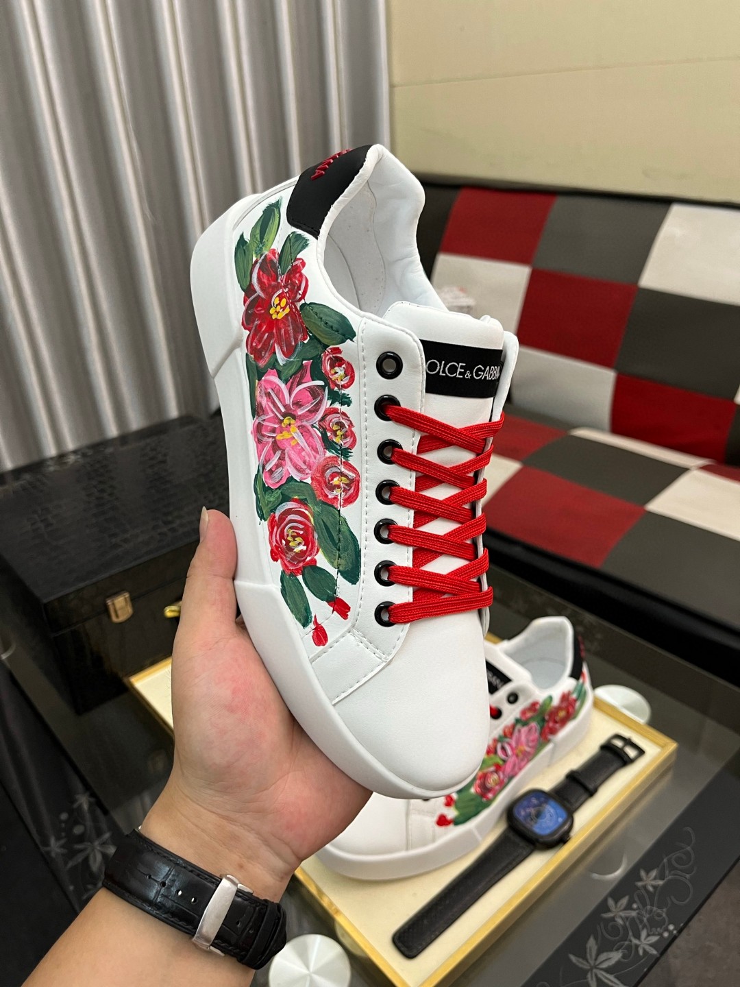 希少品 靴 ドルチェ&ガッバーナ スニーカー/レースアップ 男女兼着