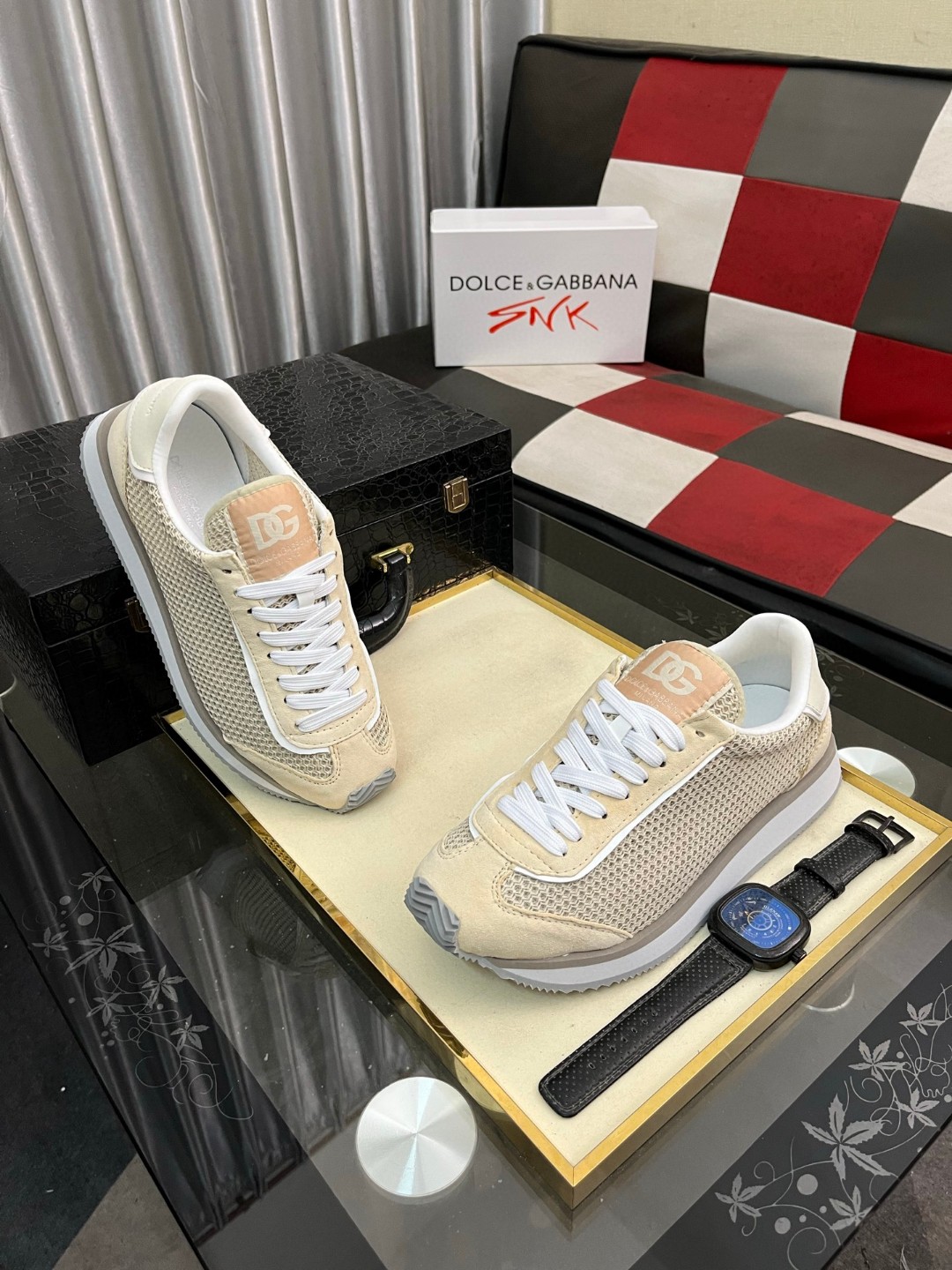 希少品 靴 ドルチェ&ガッバーナ スニーカー/レースアップ 男女兼着