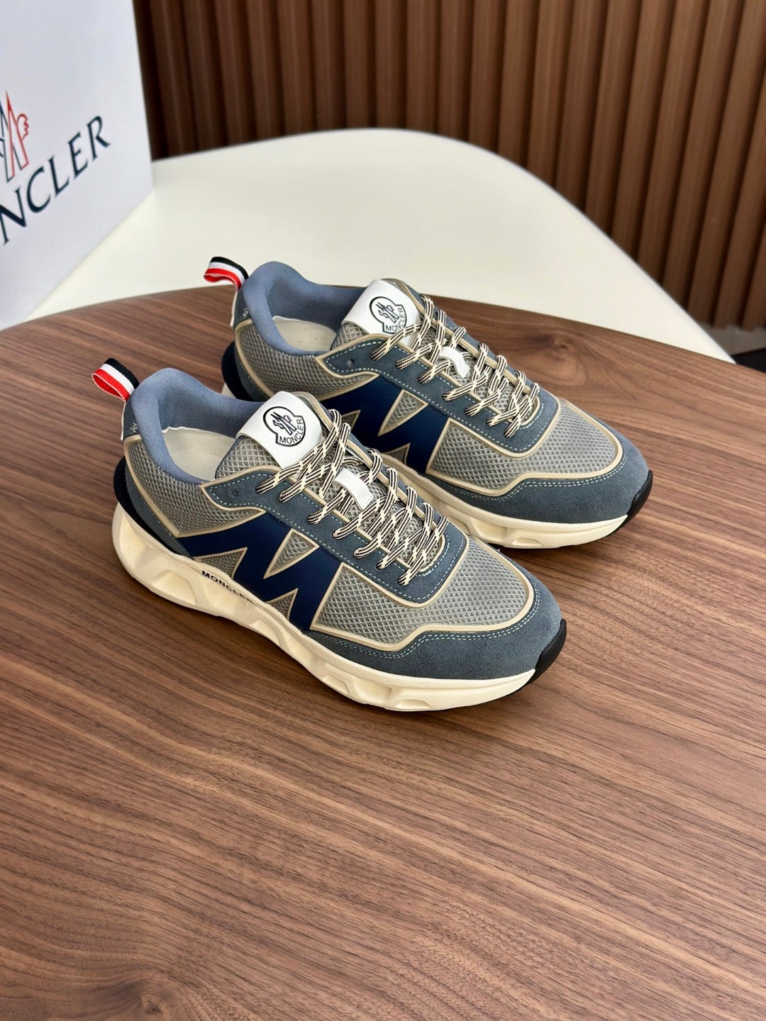 新品入荷 モンクレール スニーカー/レースアップ メンズ