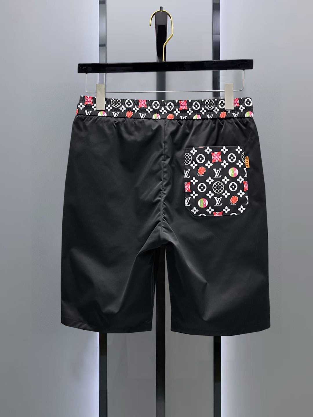 新品ルイヴィトン ショートパンツ ズボン  メンズ