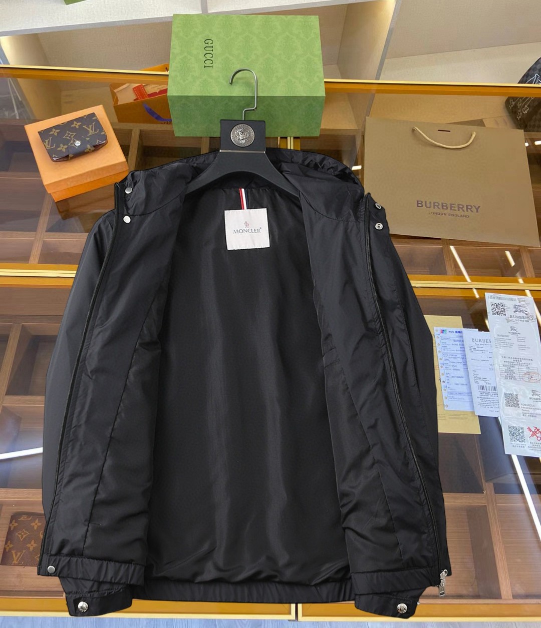新品モンクレール アウター/トレンチコート メンズ