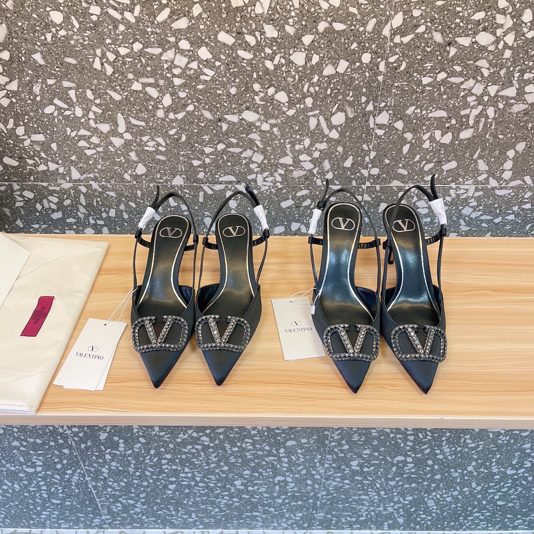 靴? ヴァレンティノ ヒールパンプス  レディース?