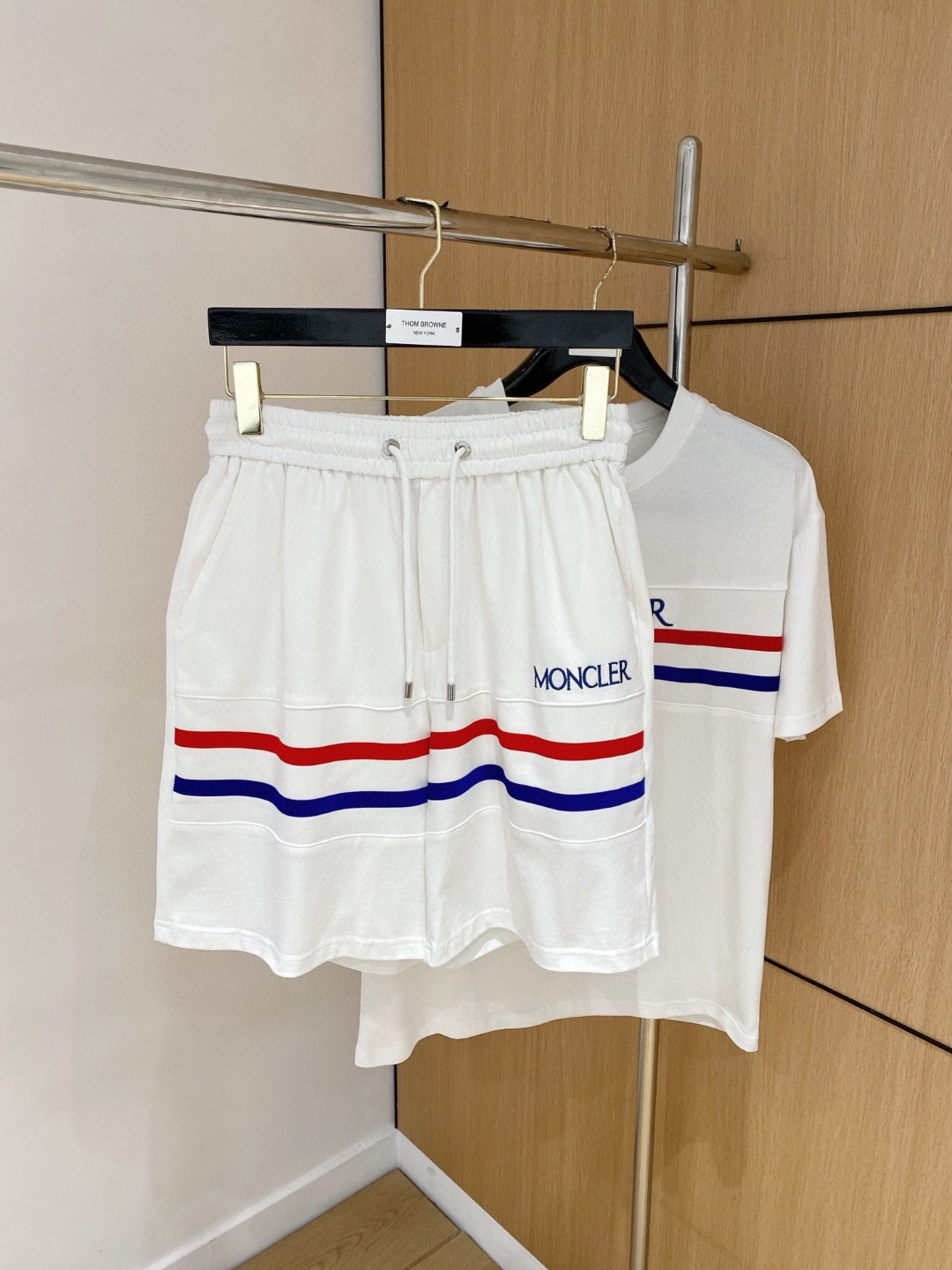 新品モンクレール 上下服 セットアップ メンズ