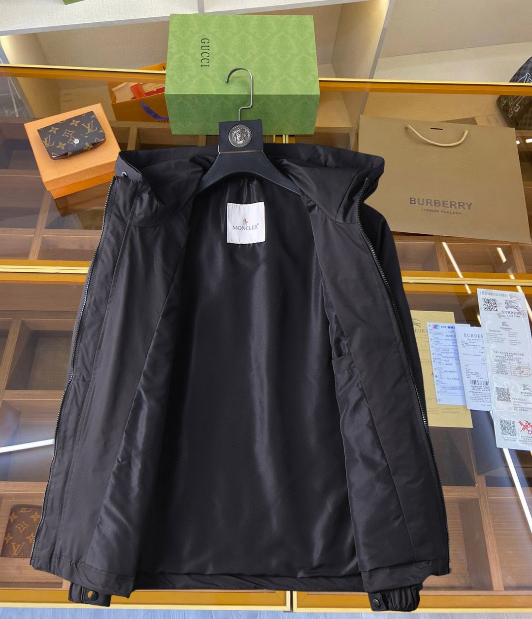 新品モンクレール アウター/トレンチコート  メンズ
