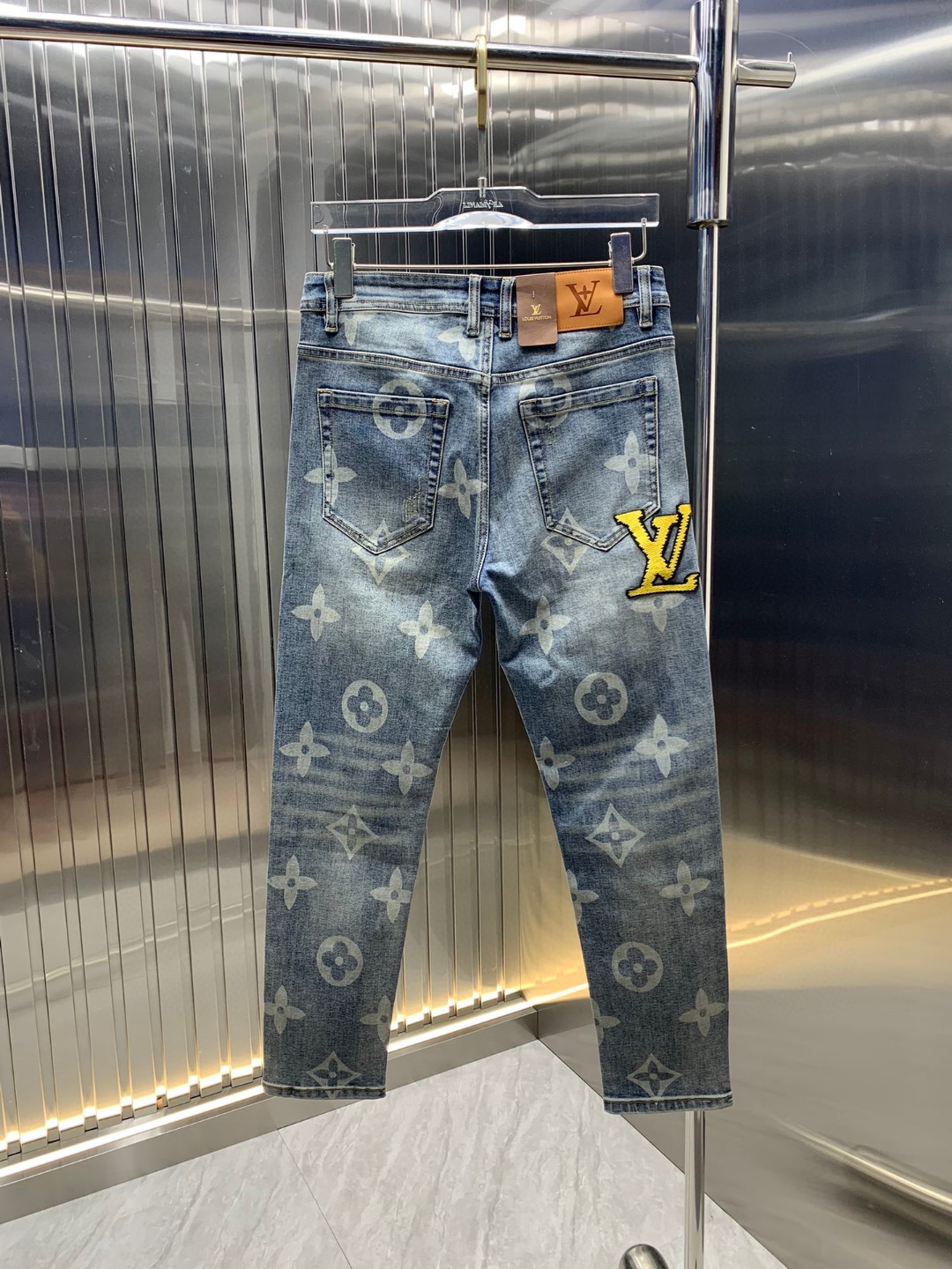 新品ルイヴィトン ジーンズ ズボン メンズ