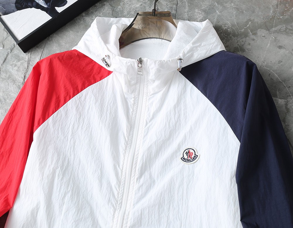 新品モンクレール 上下服 セットアップ メンズ