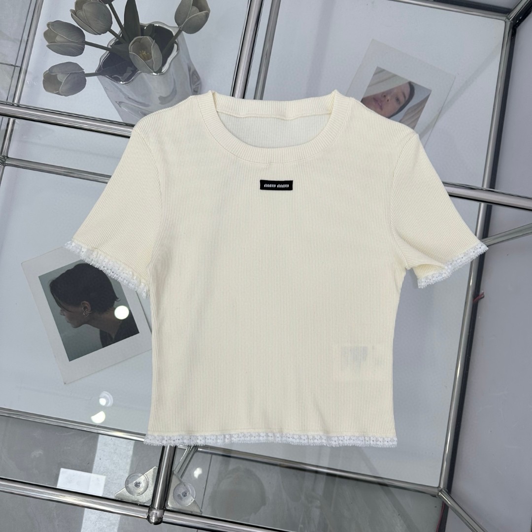 2025早秋新品 女性ミュウミュウ トップス Tシャツ