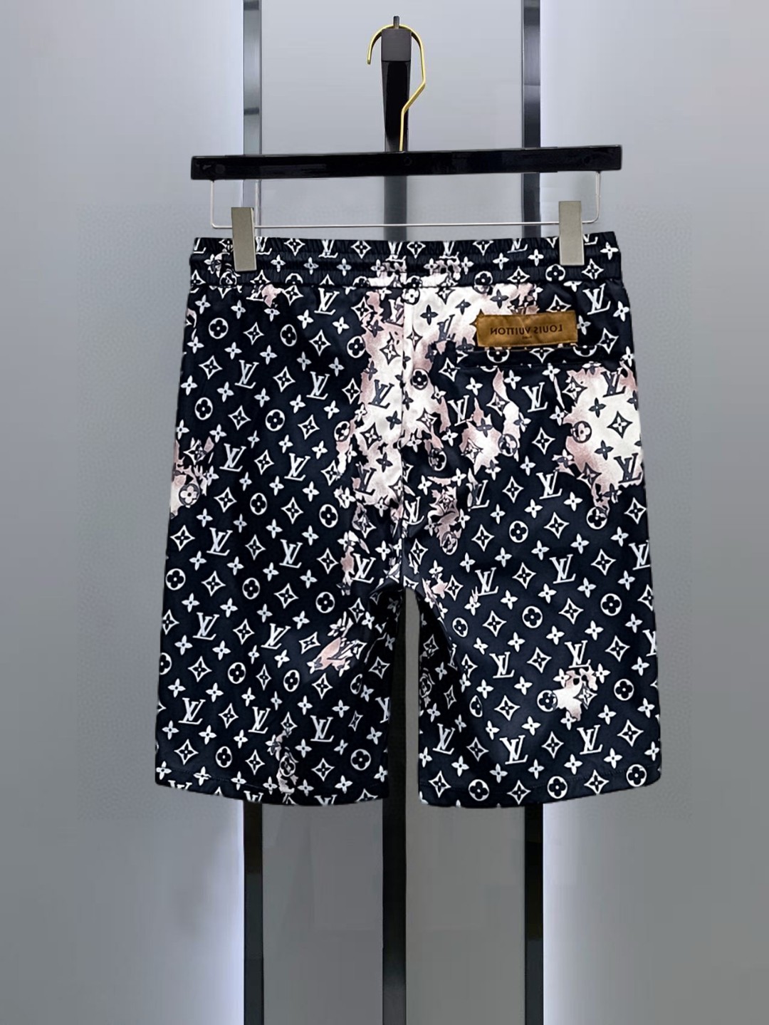 新品ルイヴィトン ショートパンツ ズボン  メンズ