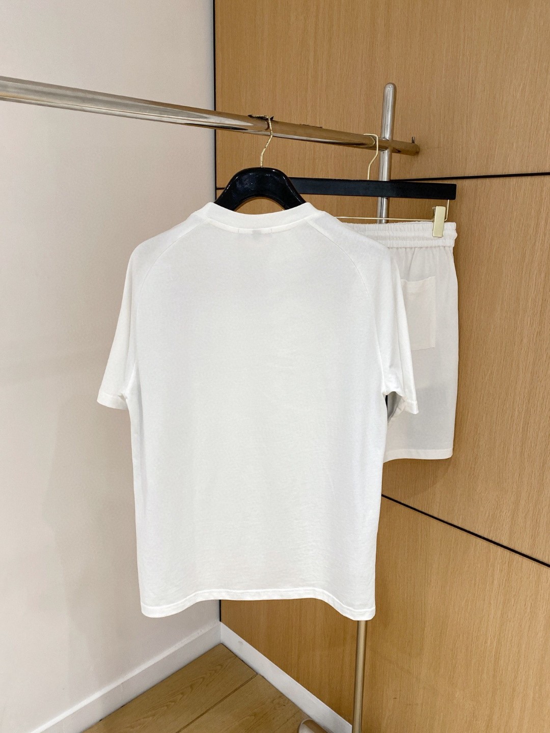新品モンクレール 上下服 セットアップ メンズ