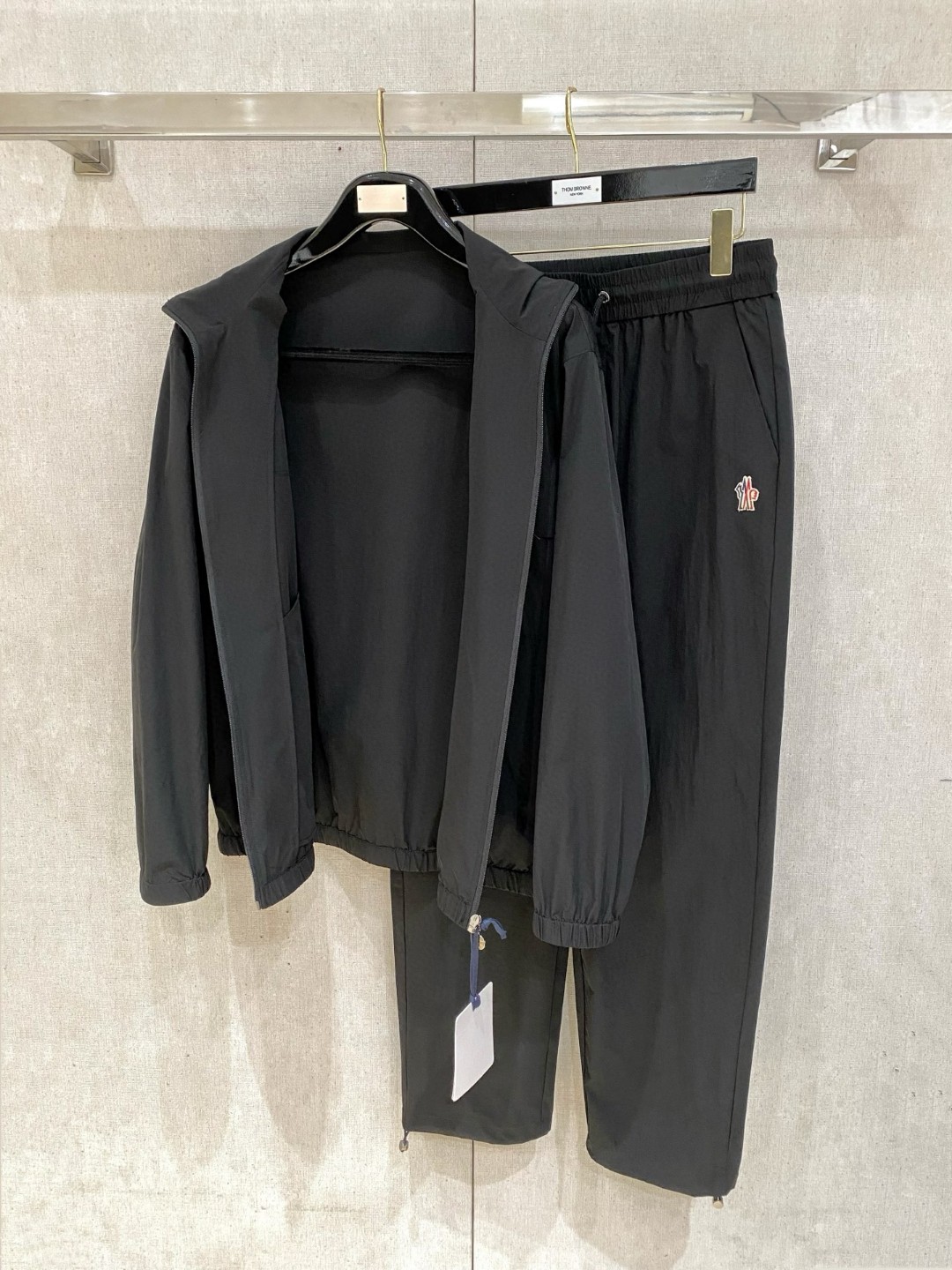 新品モンクレール 上下服 セットアップ UVカット メンズ