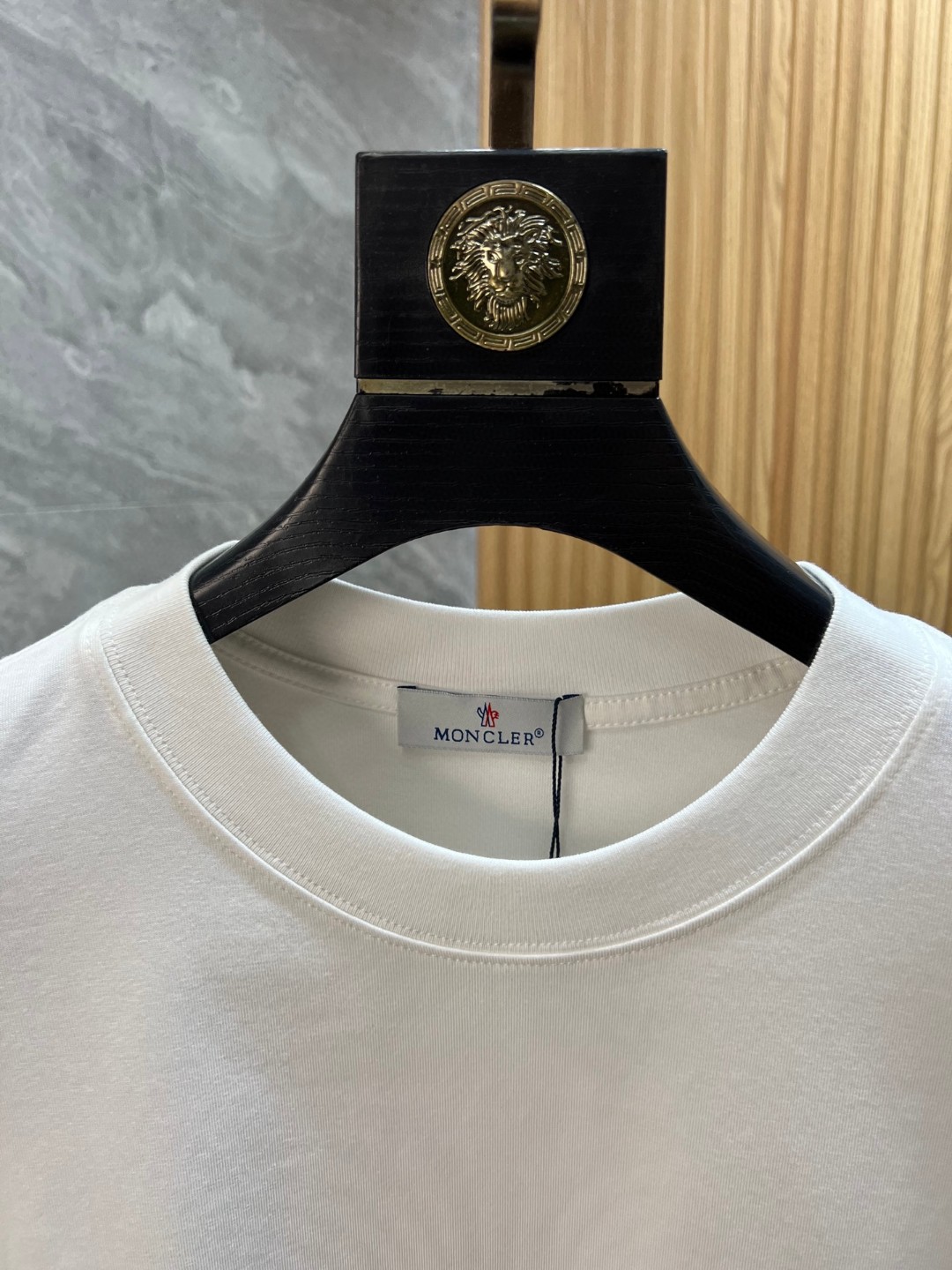 新品モンクレール 半袖Tシャツ トップス メンズ
