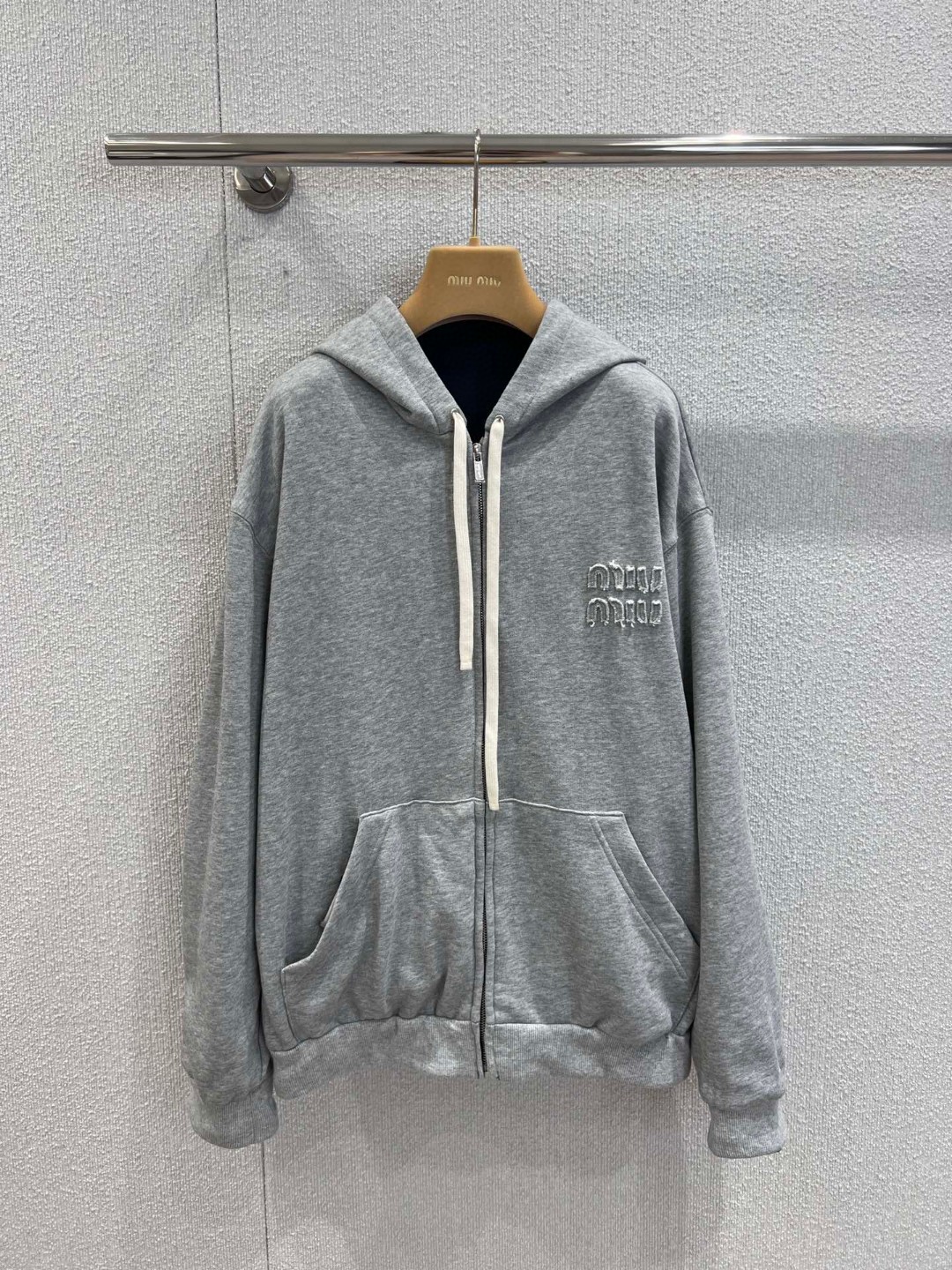 2025早秋新品 女性ミュウミュウ トップス アウター