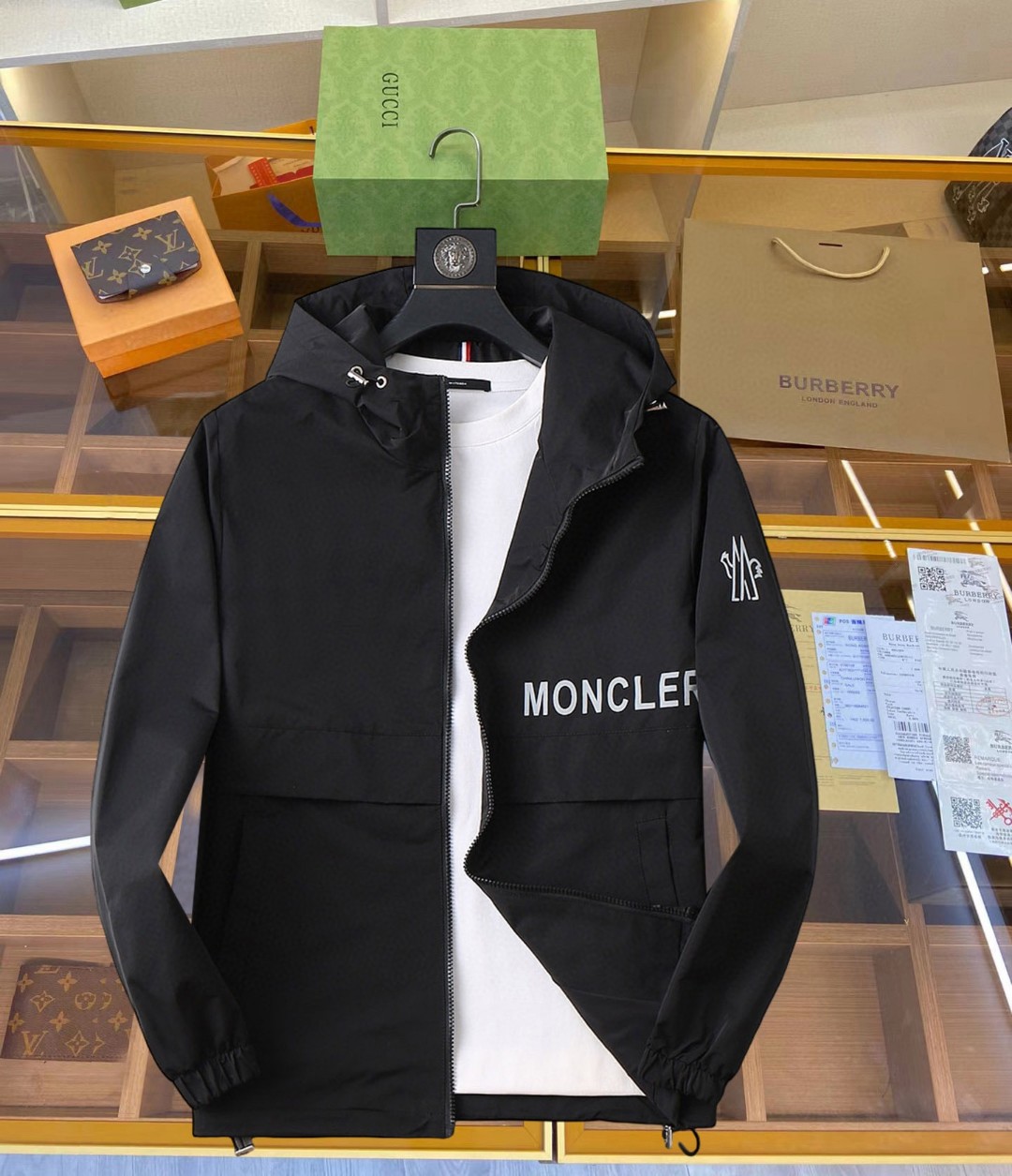 新品モンクレール アウター/トレンチコート  メンズ