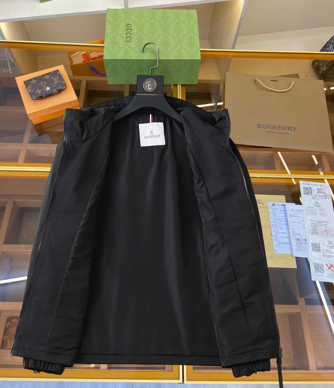 新品モンクレール アウター/トレンチコート  メンズ
