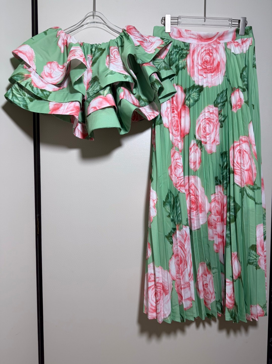 2025早秋新品 女性ドルチェ&ガッバーナ セットアップ 上下服