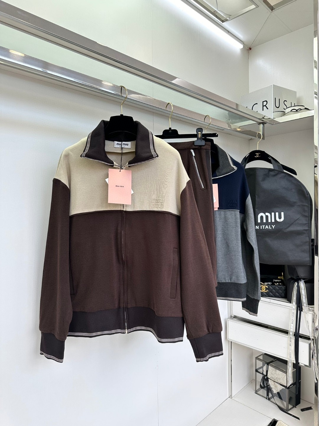 2025早秋新品 女性ミュウミュウ トップス アウター