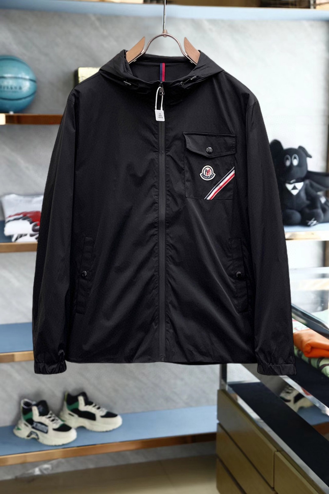 新品モンクレール アウター/トレンチコート  メンズ