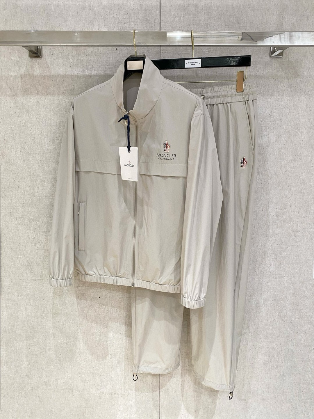 新品モンクレール 上下服 セットアップ UVカット  メンズ