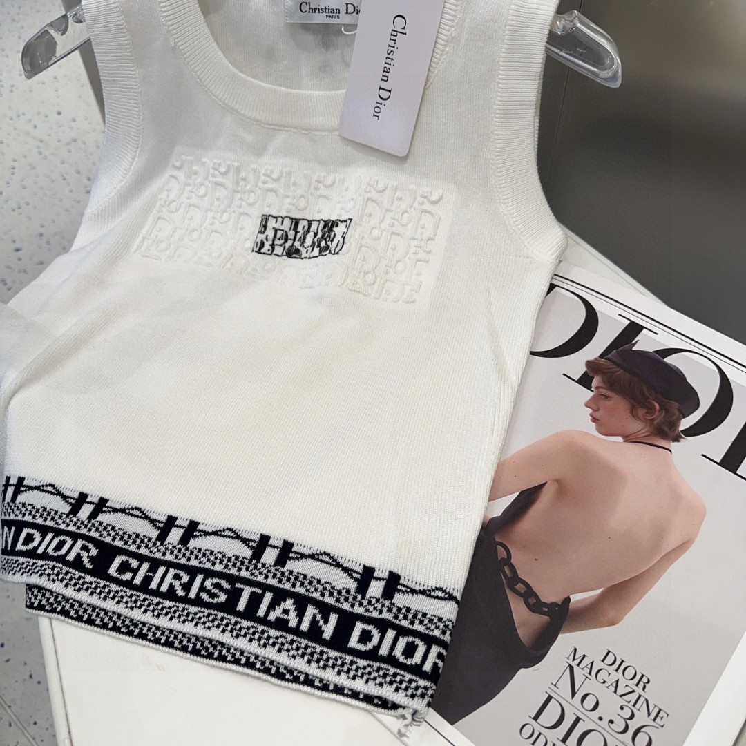 ★クリスチャンディオール 夏用に涼しい女性用 タンクトップ 2506