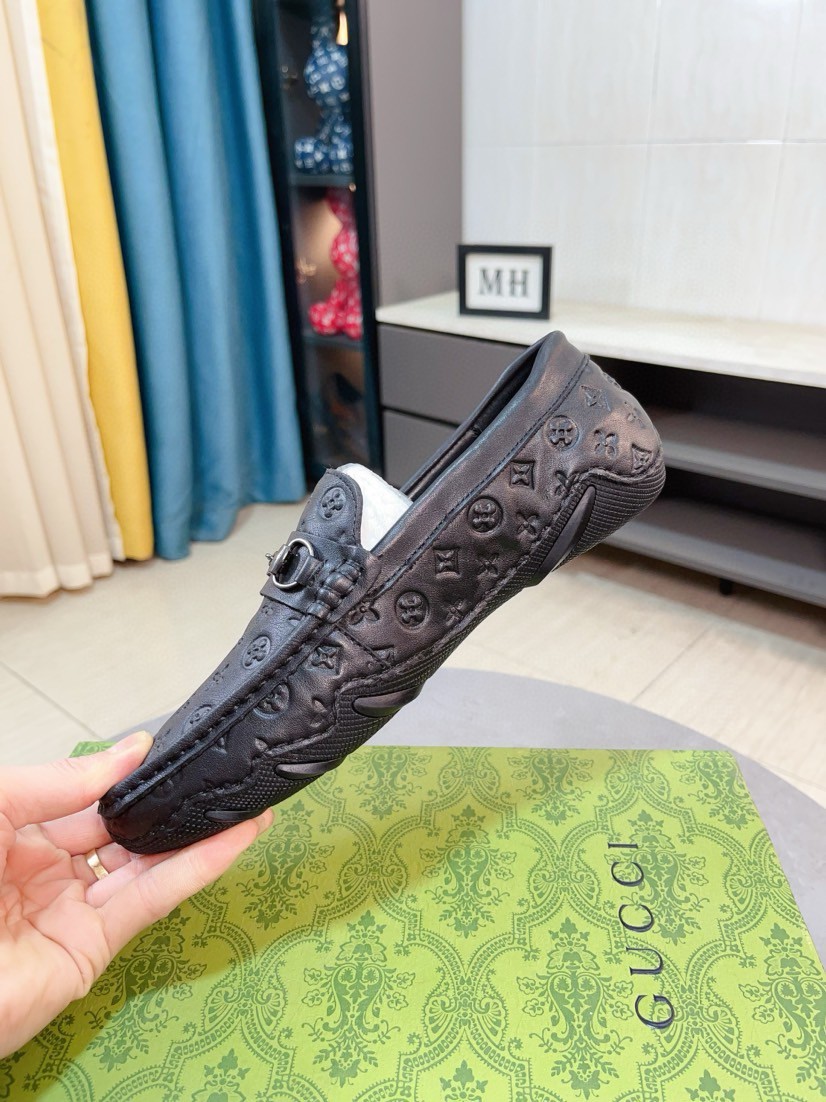 靴 売れ筋商品 グッチ ローファー/フラットシューズ メンズ