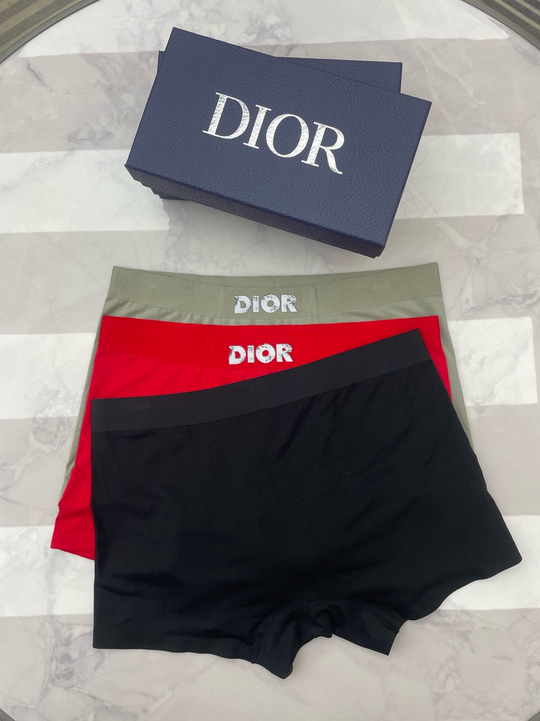 男性必見のパンツ クリスチャンディオール下着 パンツ 3枚 2506BKJ70-DI