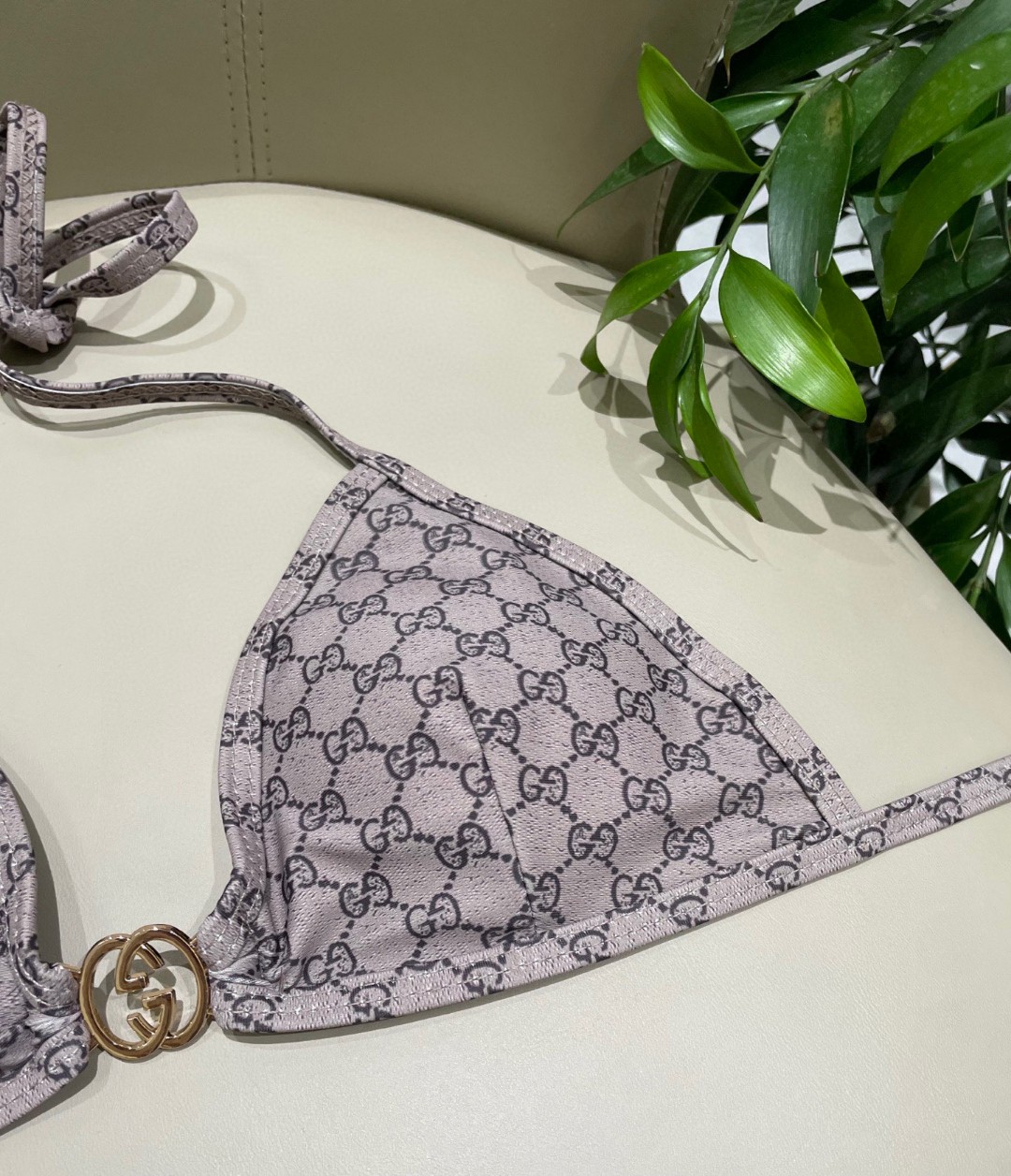 芸能人愛用 グッチ 女性必見の水着 ビキニ 2506BKJ85-GU
