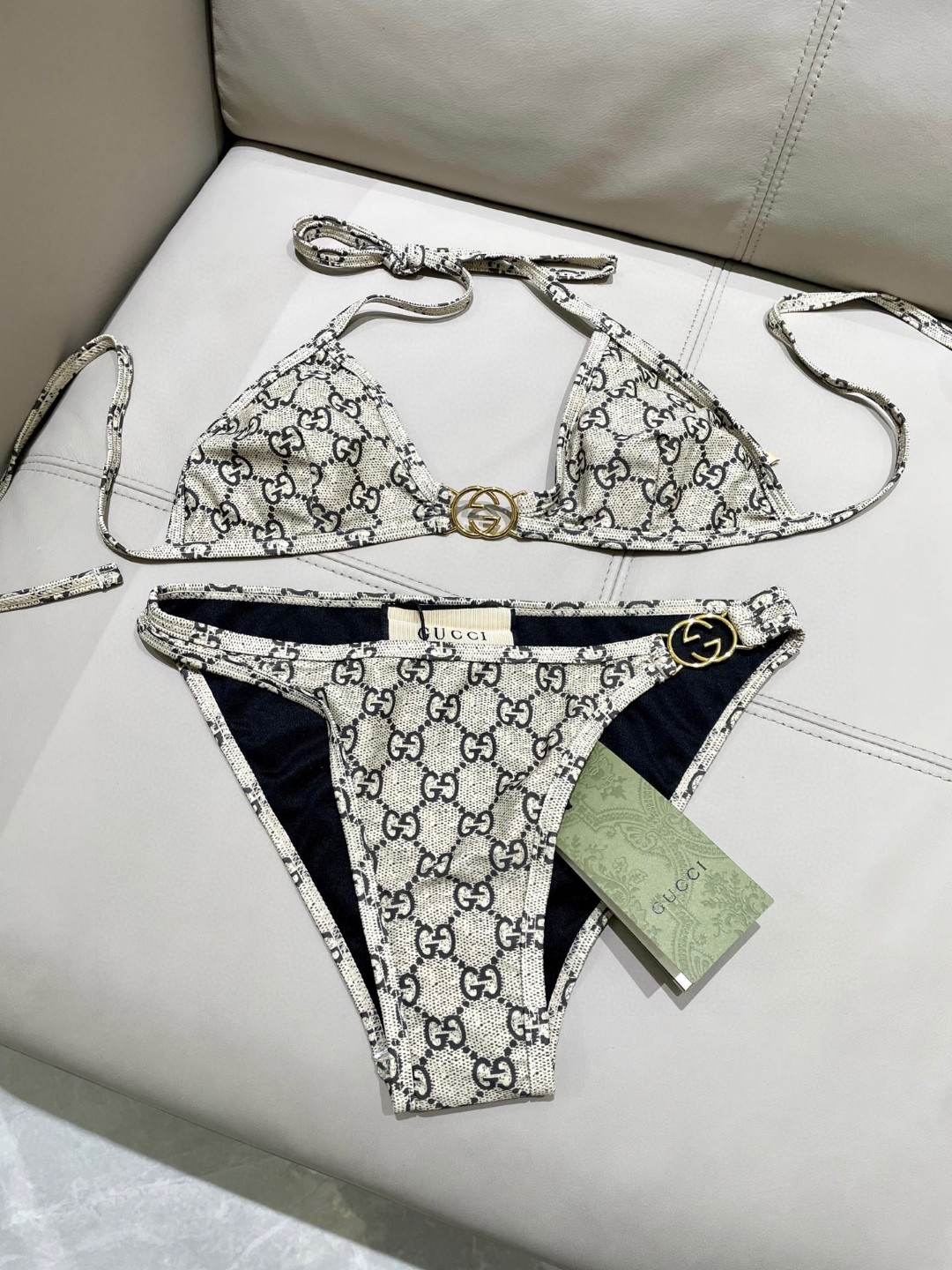 芸能人愛用 グッチ 女性必見の水着 ビキニ 2506BKJ80-GU