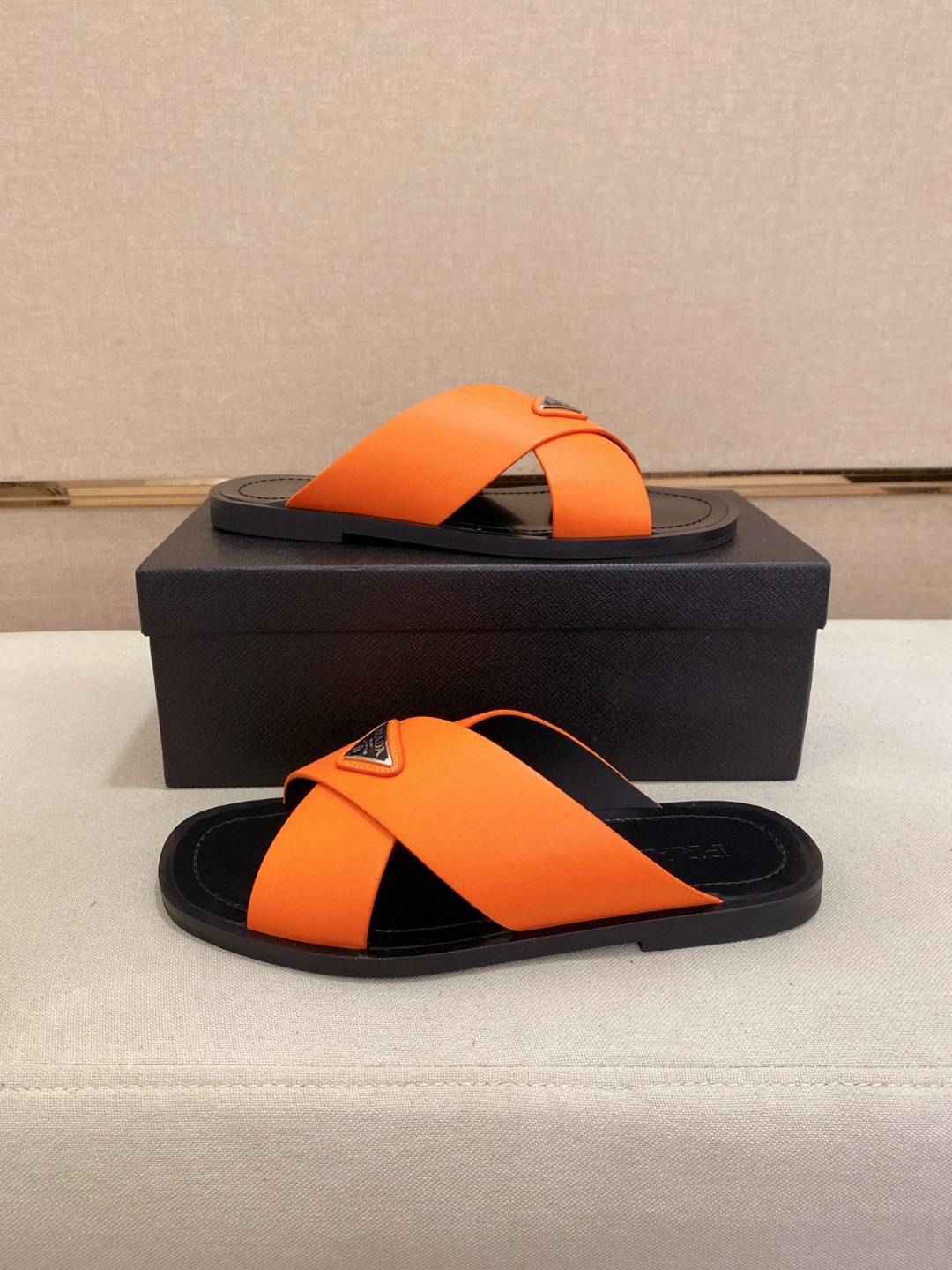新品 靴 プラダ サンダル ミュール メンズ