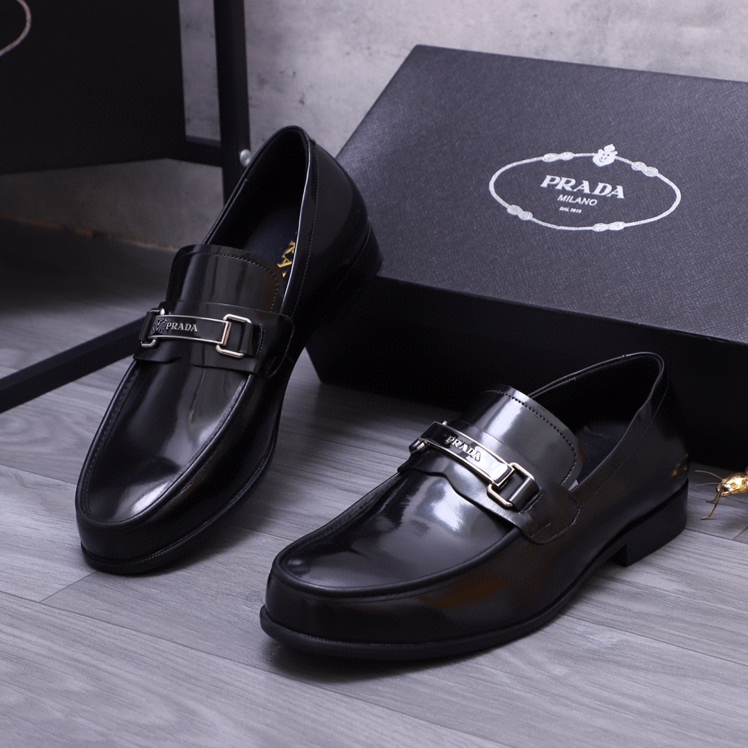 新品 靴 プラダ ビジネスシューズ/紳士靴  メンズ