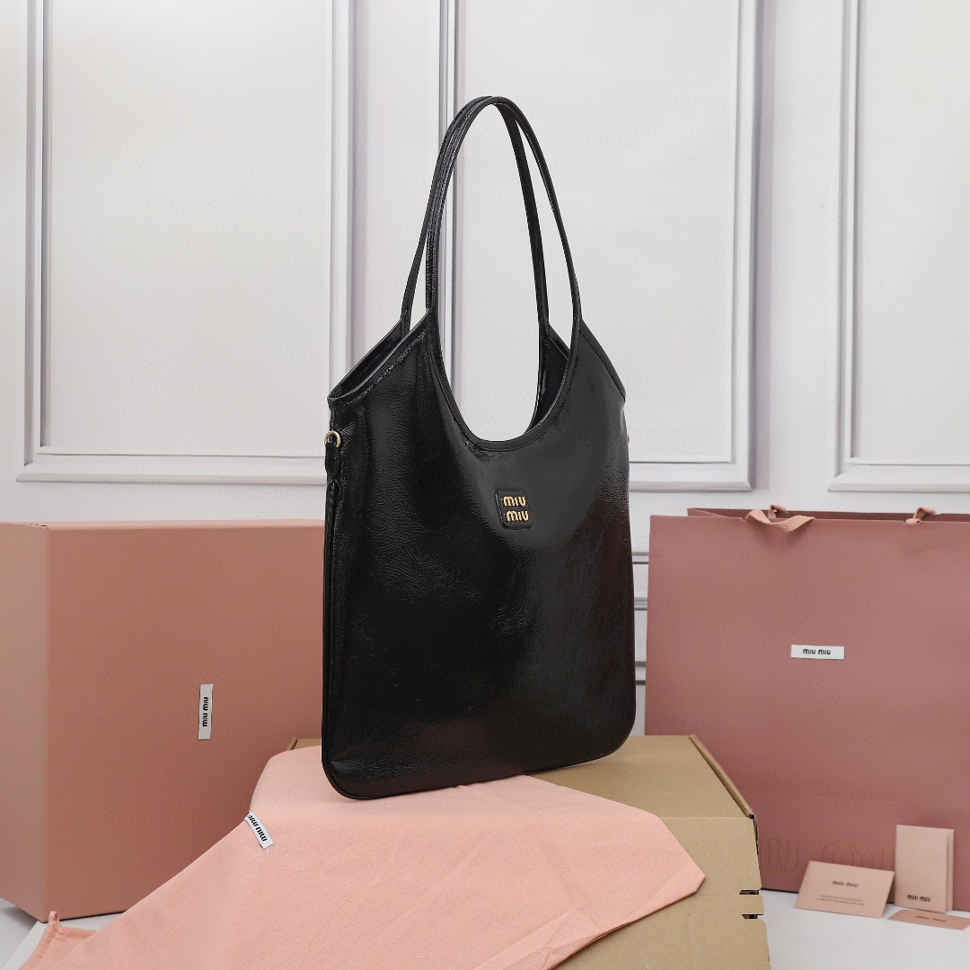 鞄 ミュウミュウ バッグ カバン TOTE バッグ