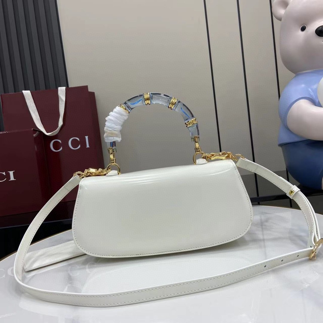 鞄 グッチ バッグ カバンハンドバッグ 新品 2506