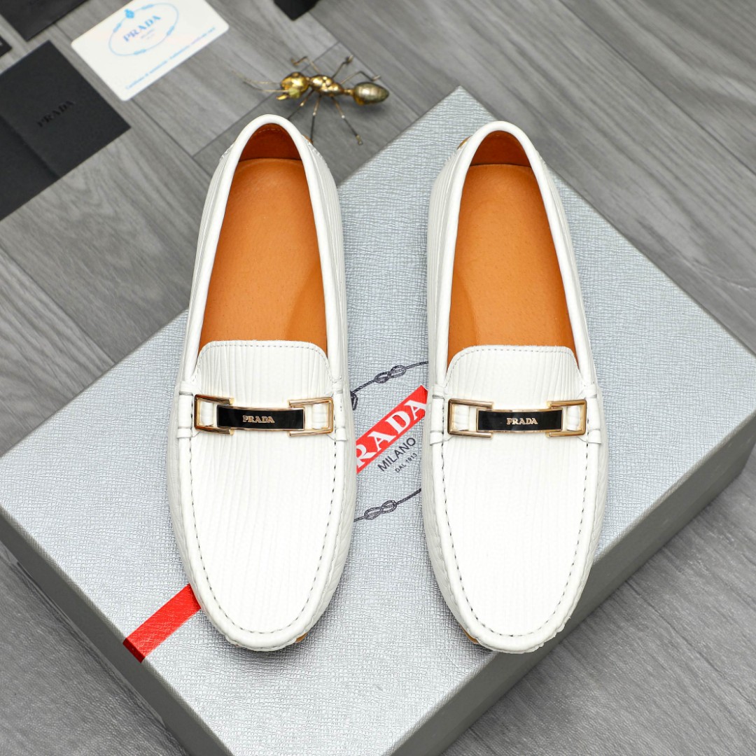 新品 靴 プラダ ローファー/フラットシューズ  メンズ