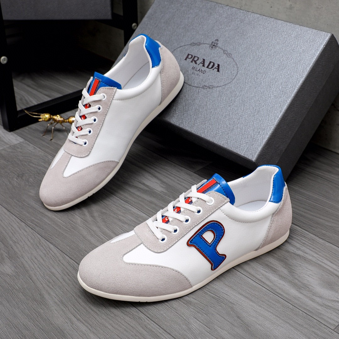 新品 靴 プラダ スニーカー/レースアップ  メンズ