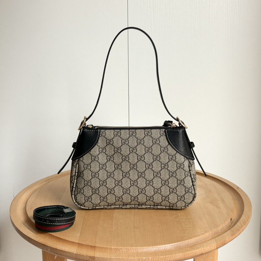 鞄 グッチ バッグ カバンハンドバッグ 新品