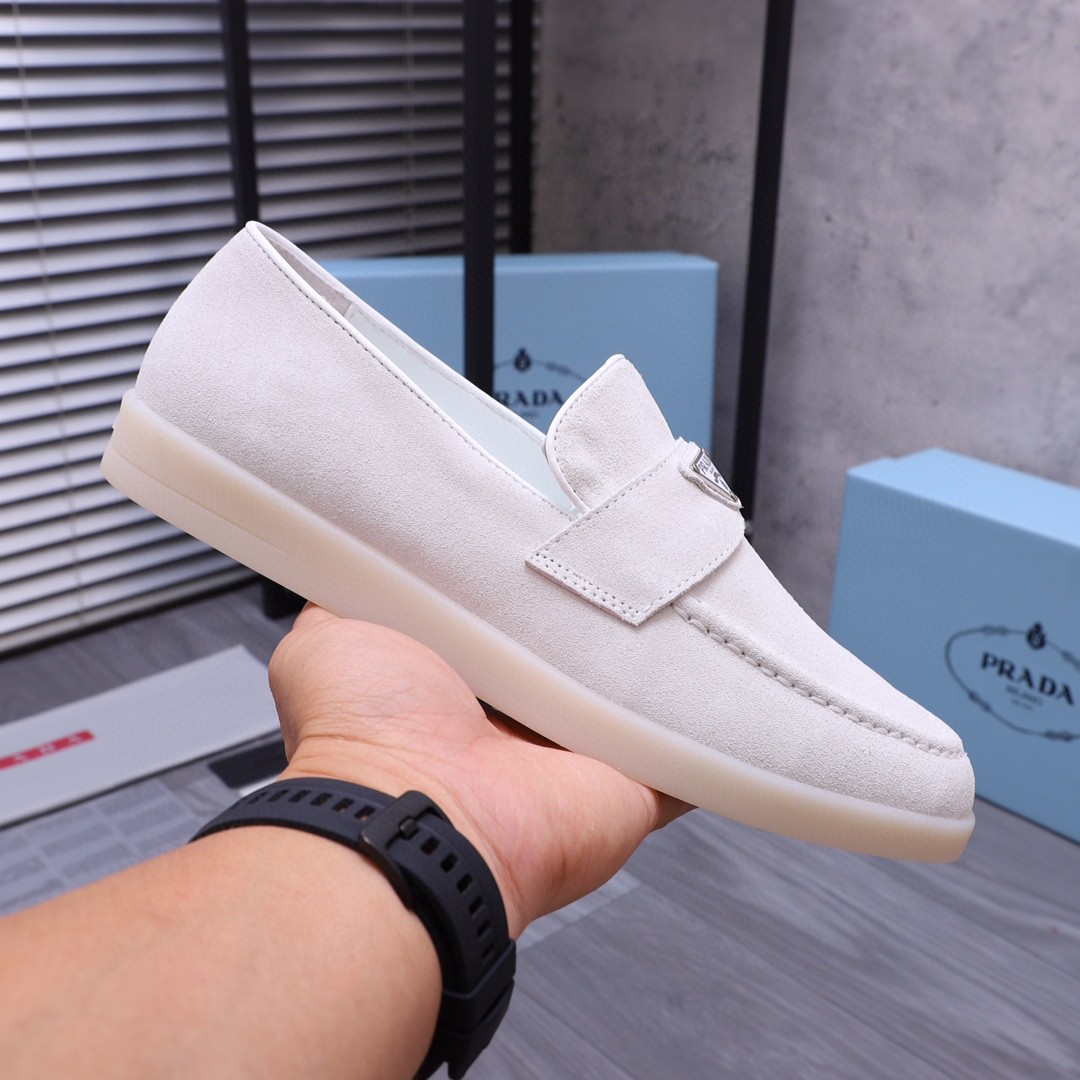 新品 靴 プラダ ローファー/フラットシューズ  メンズ