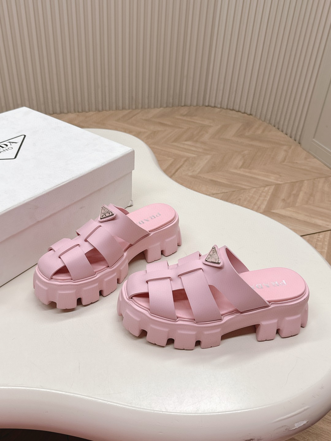 新品 靴 プラダ サンダル ミュール レディース
