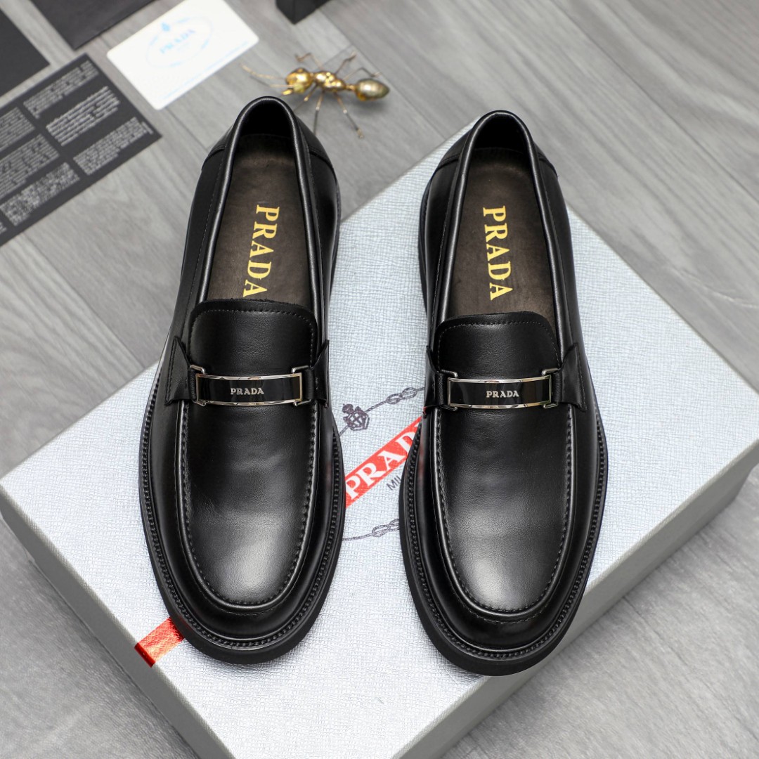 新品 靴 プラダ ビジネスシューズ/紳士靴  メンズ