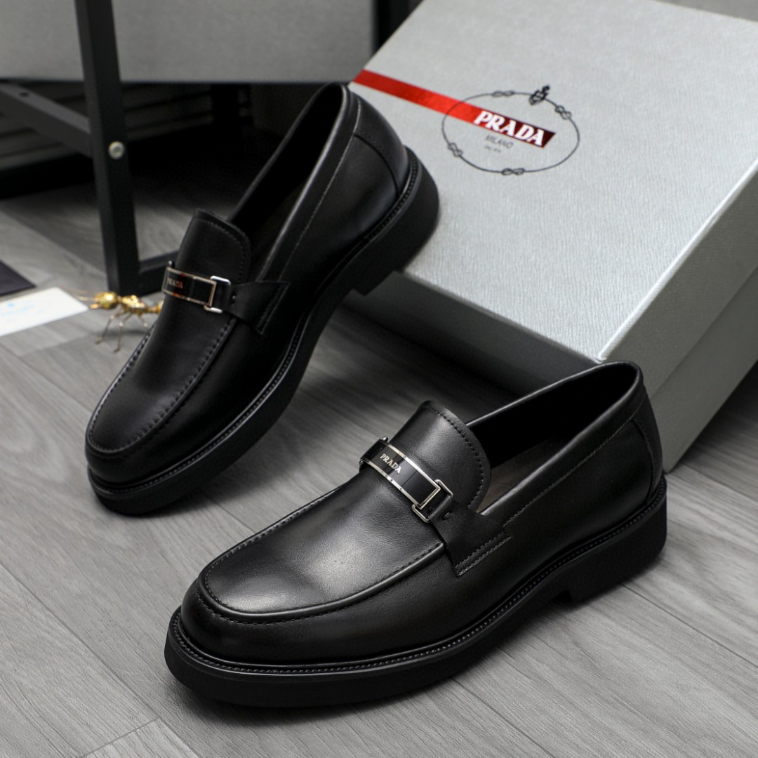 新品 靴 プラダ ビジネスシューズ/紳士靴 メンズ