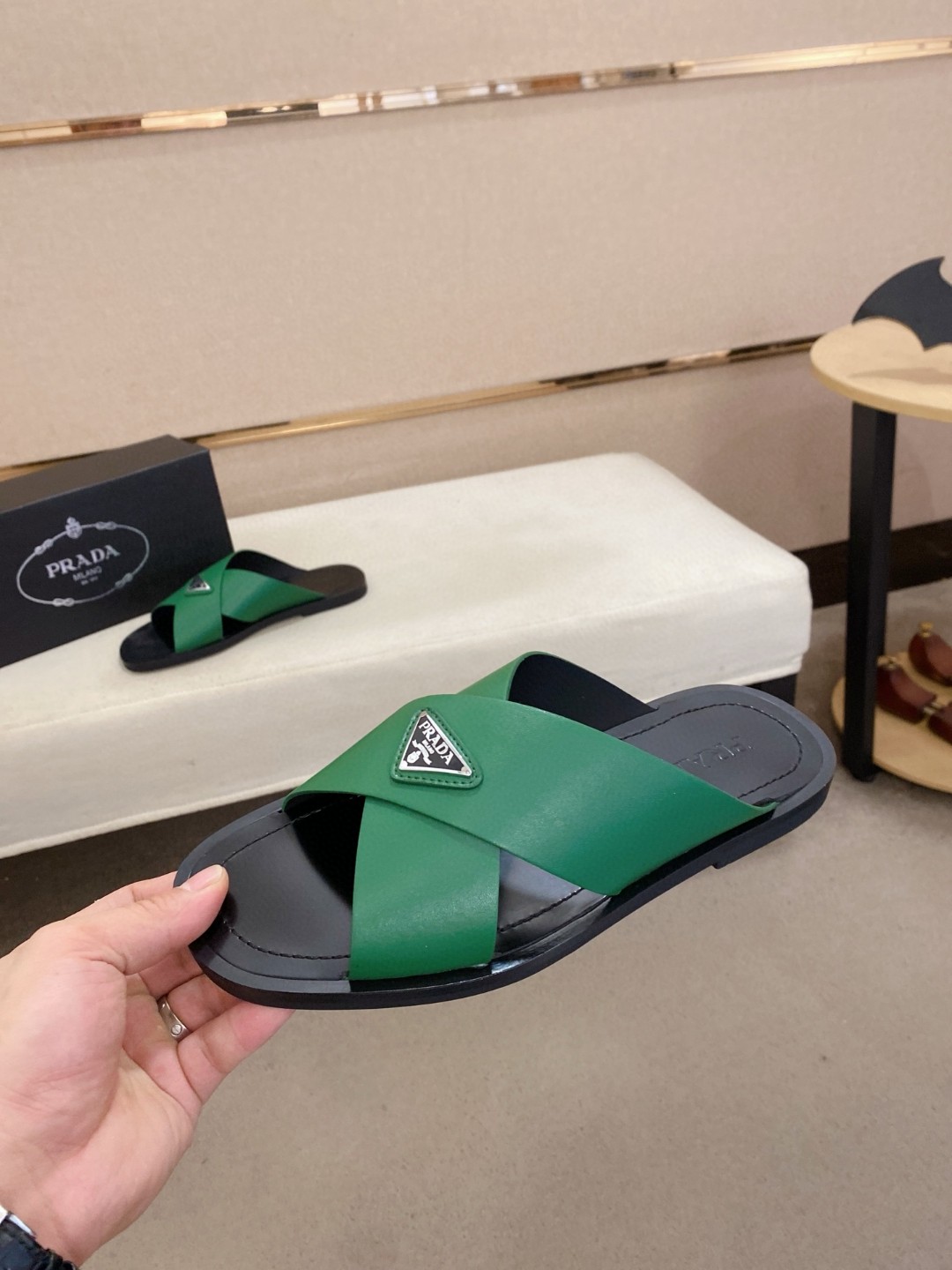 新品 靴 プラダ サンダル ミュール メンズ