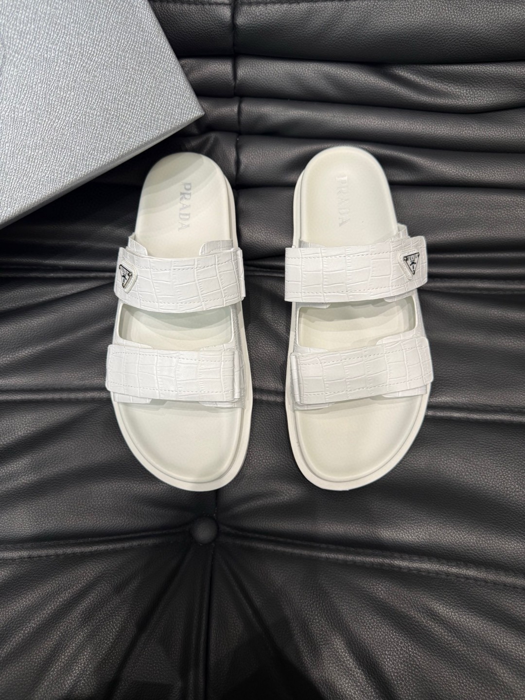 新品 靴 プラダ サンダル ミュール メンズ