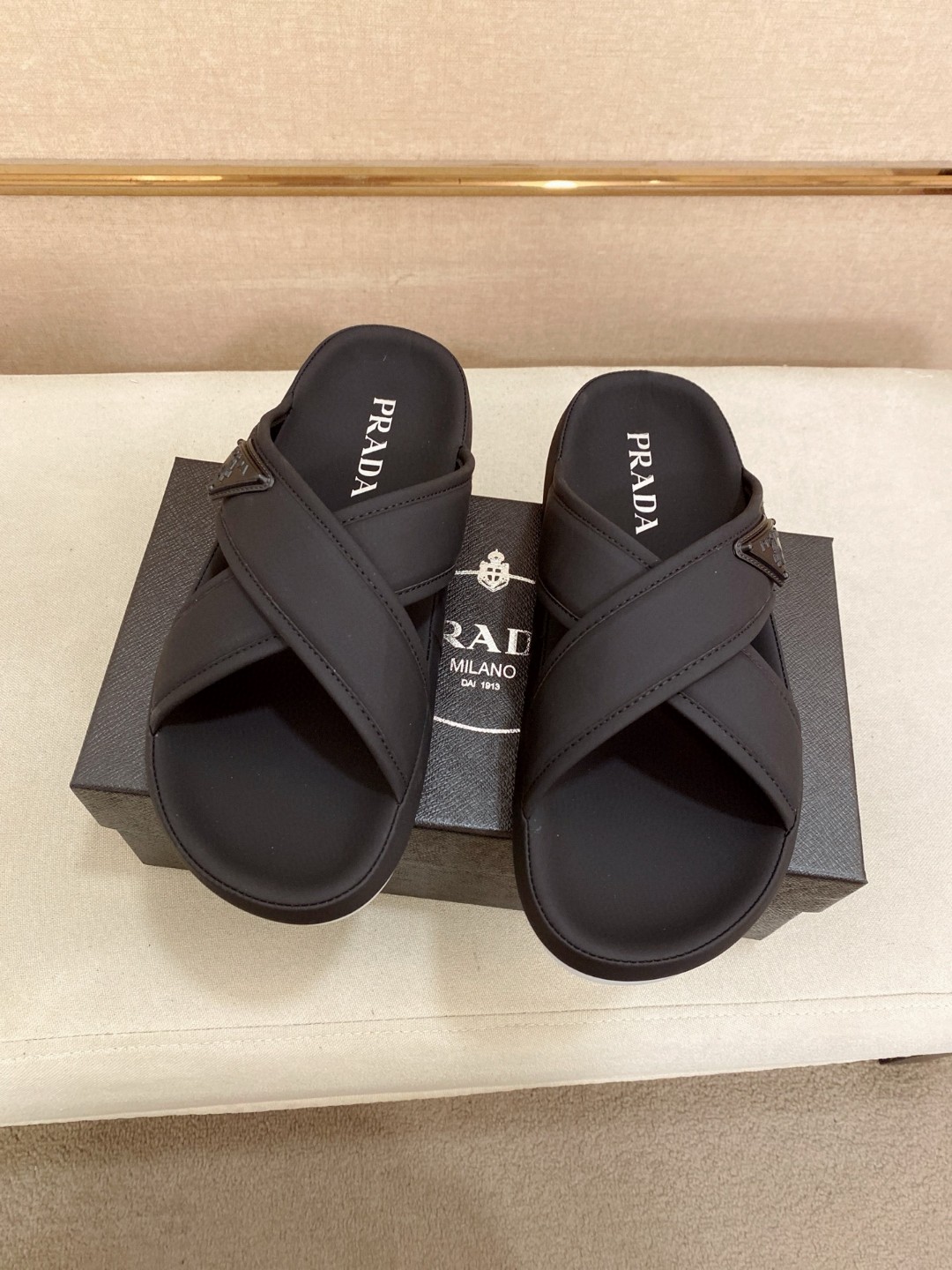 新品 靴 プラダ サンダル ミュール メンズ