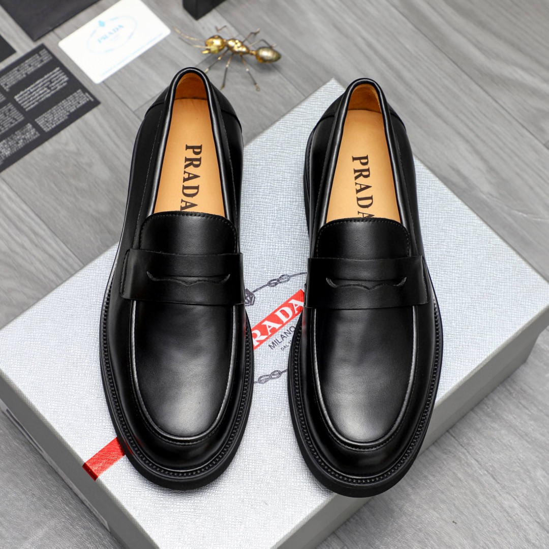 新品 靴 プラダ ビジネスシューズ/紳士靴  メンズ