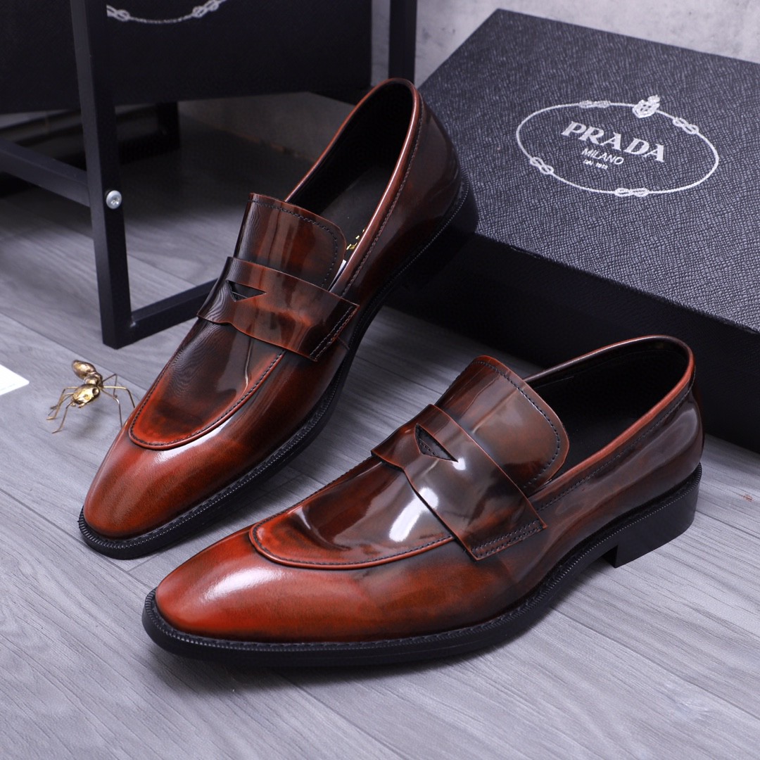 新品 靴 プラダ ビジネスシューズ/紳士靴 メンズ