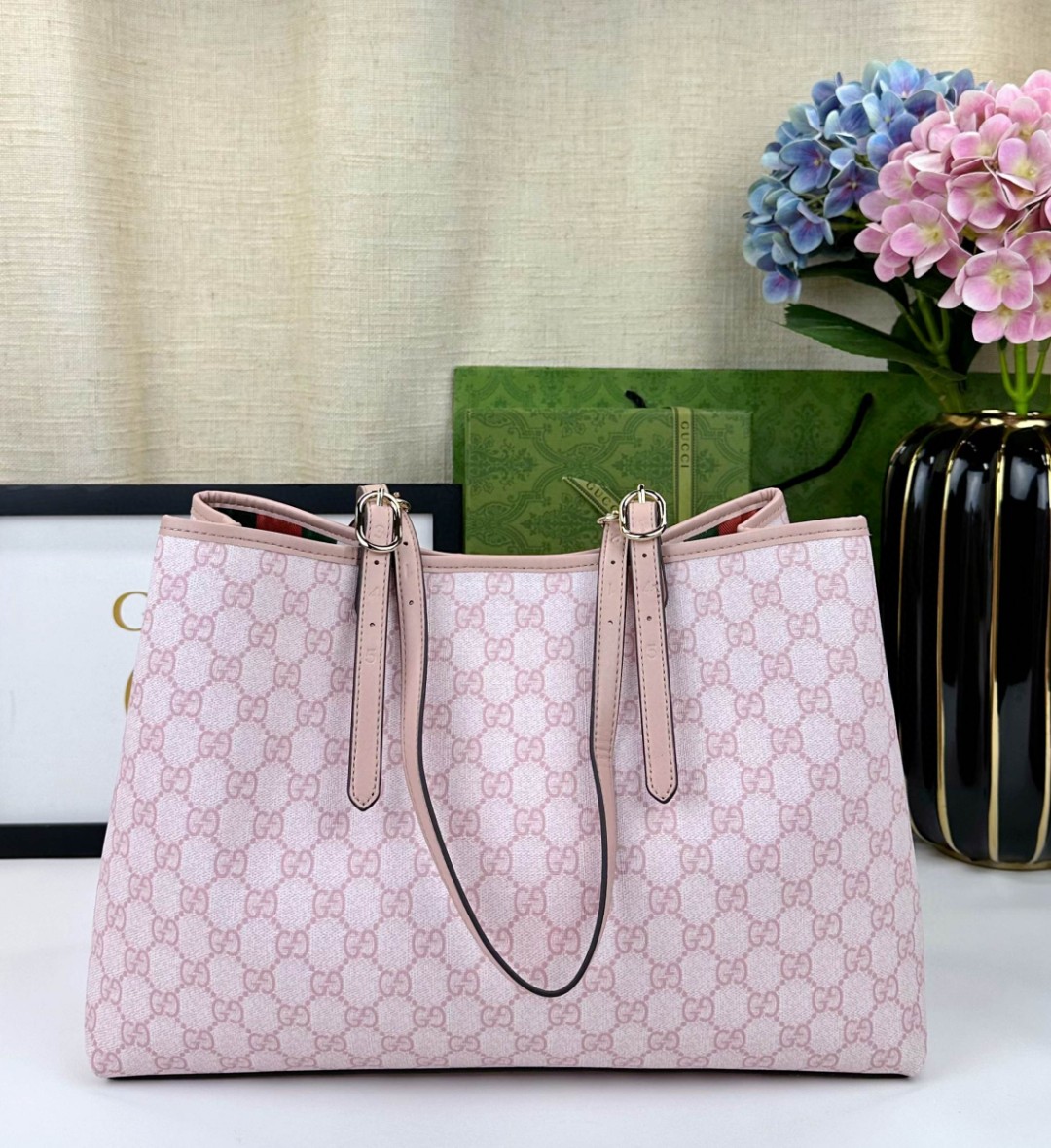 鞄 グッチ バッグ カバンハンドバッグ 新品 2506