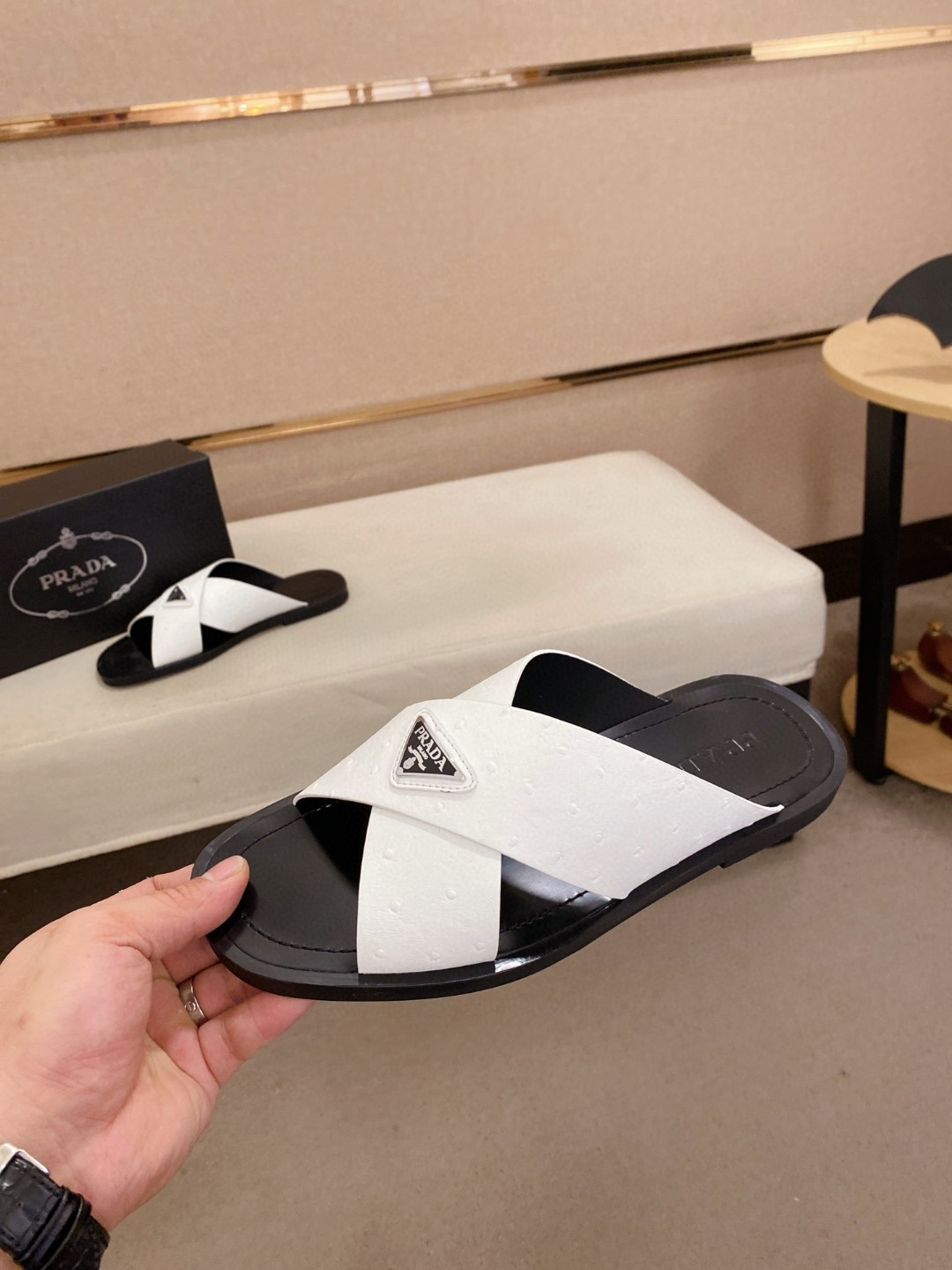 新品 靴 プラダ サンダル ミュール メンズ