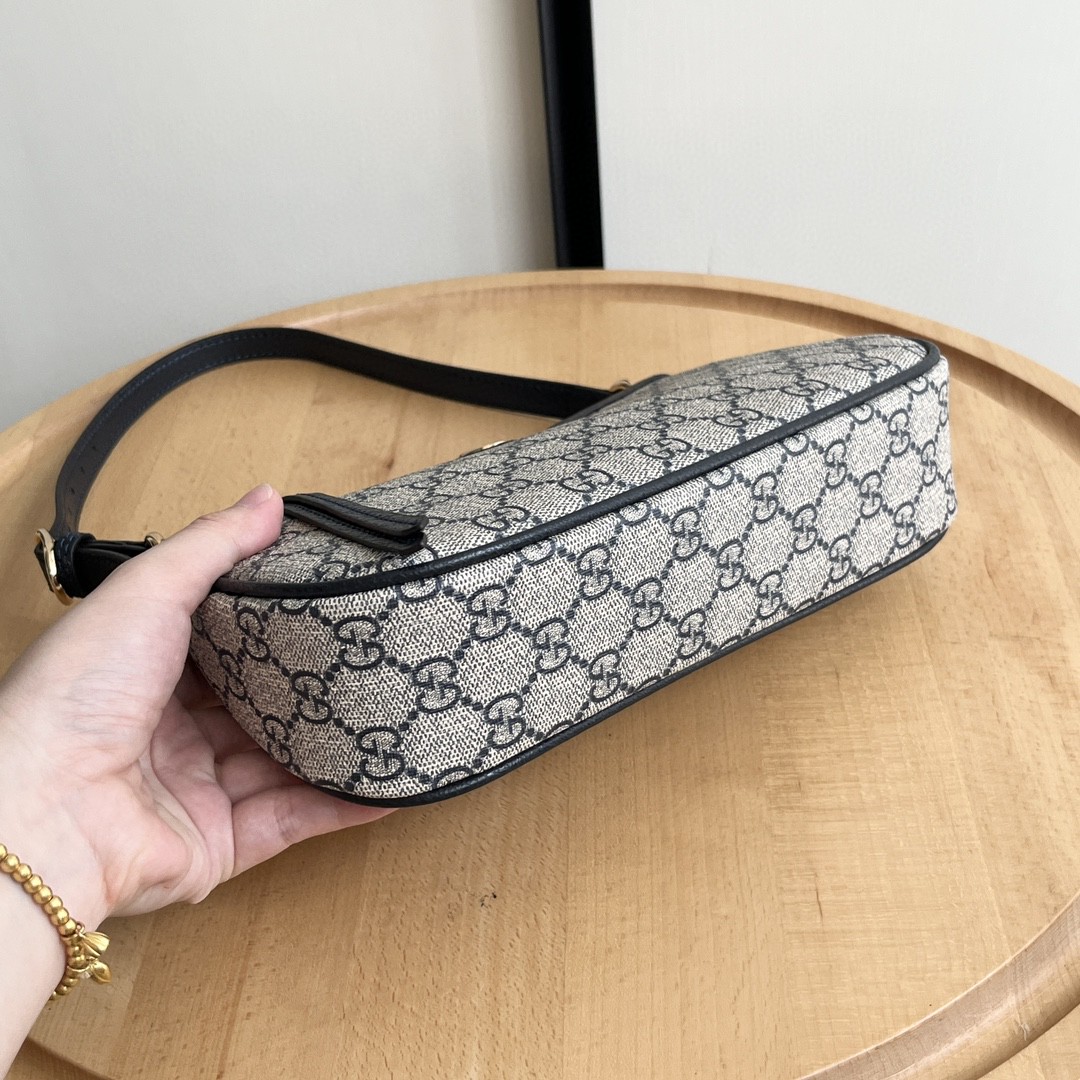 鞄 グッチ バッグ カバンハンドバッグ 新品