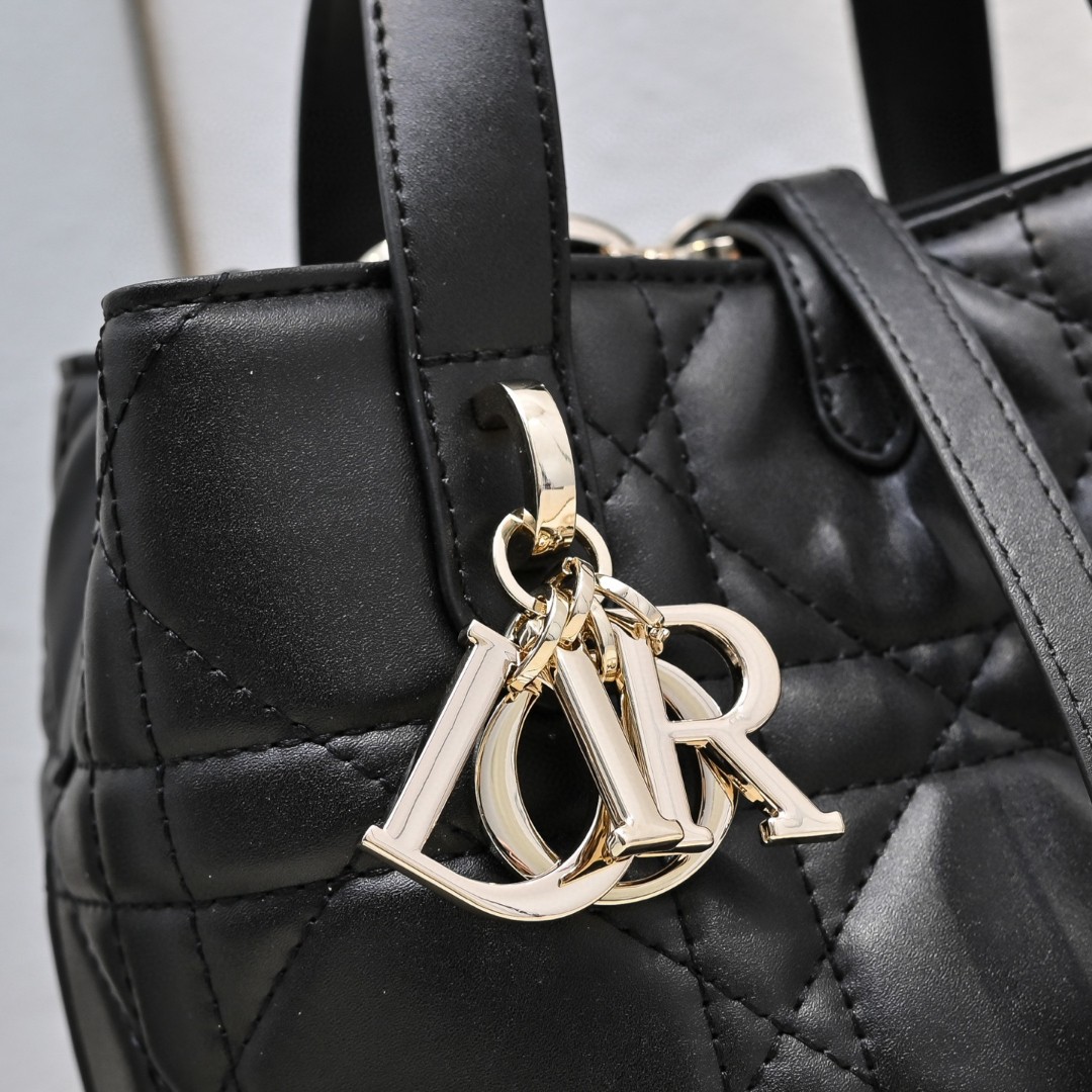 鞄 クリスチャンディオール バッグ カバン TOTE バッグ